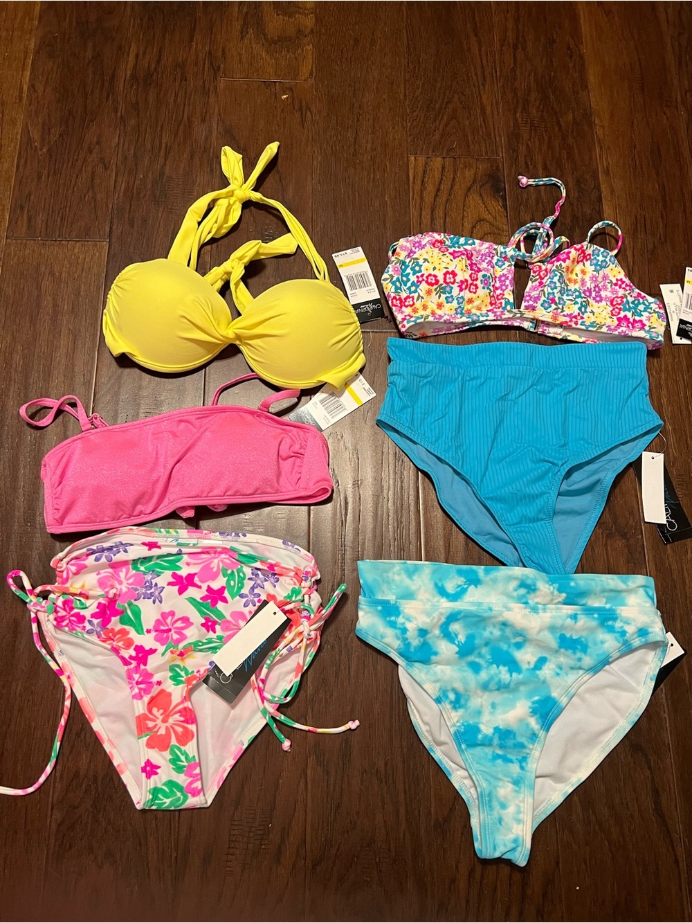 Lot of 6 Pieces California Waves Mix & Match Size Medium New Total MSRP $120 P1